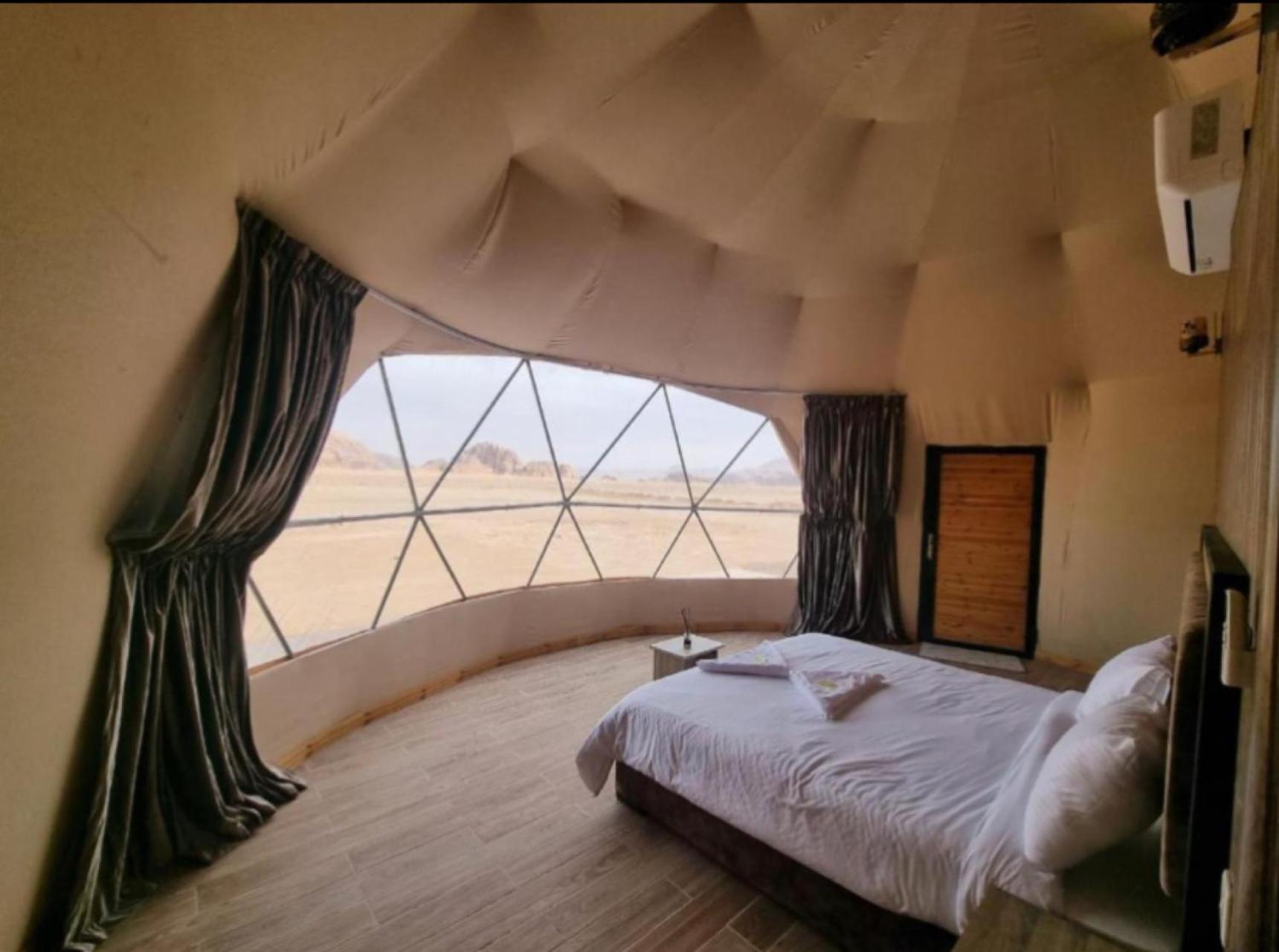 Angelina Wadi Rum Camp ภายนอก รูปภาพ