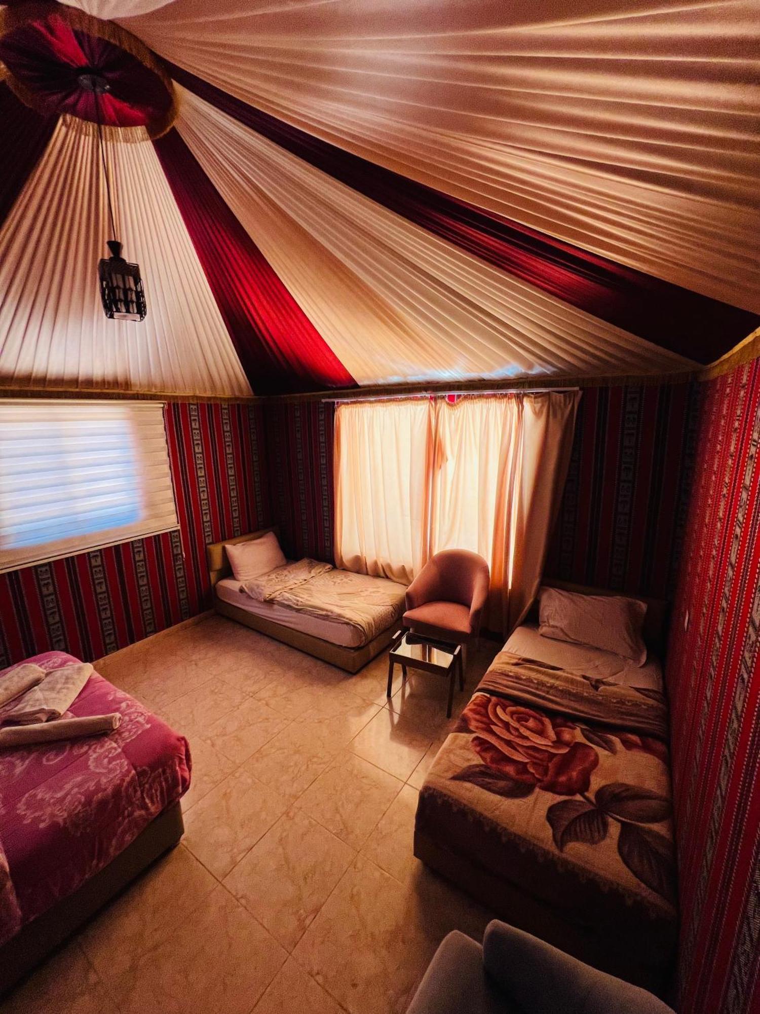 Angelina Wadi Rum Camp ภายนอก รูปภาพ